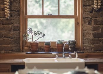 Unplug and Unleash: How a Digital Detox Can Boost Your Fitness Goals