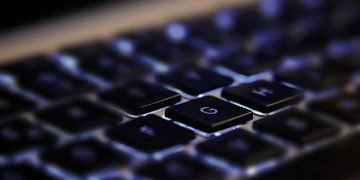 Unplugged: Expert Strategies for a Successful Digital Detox